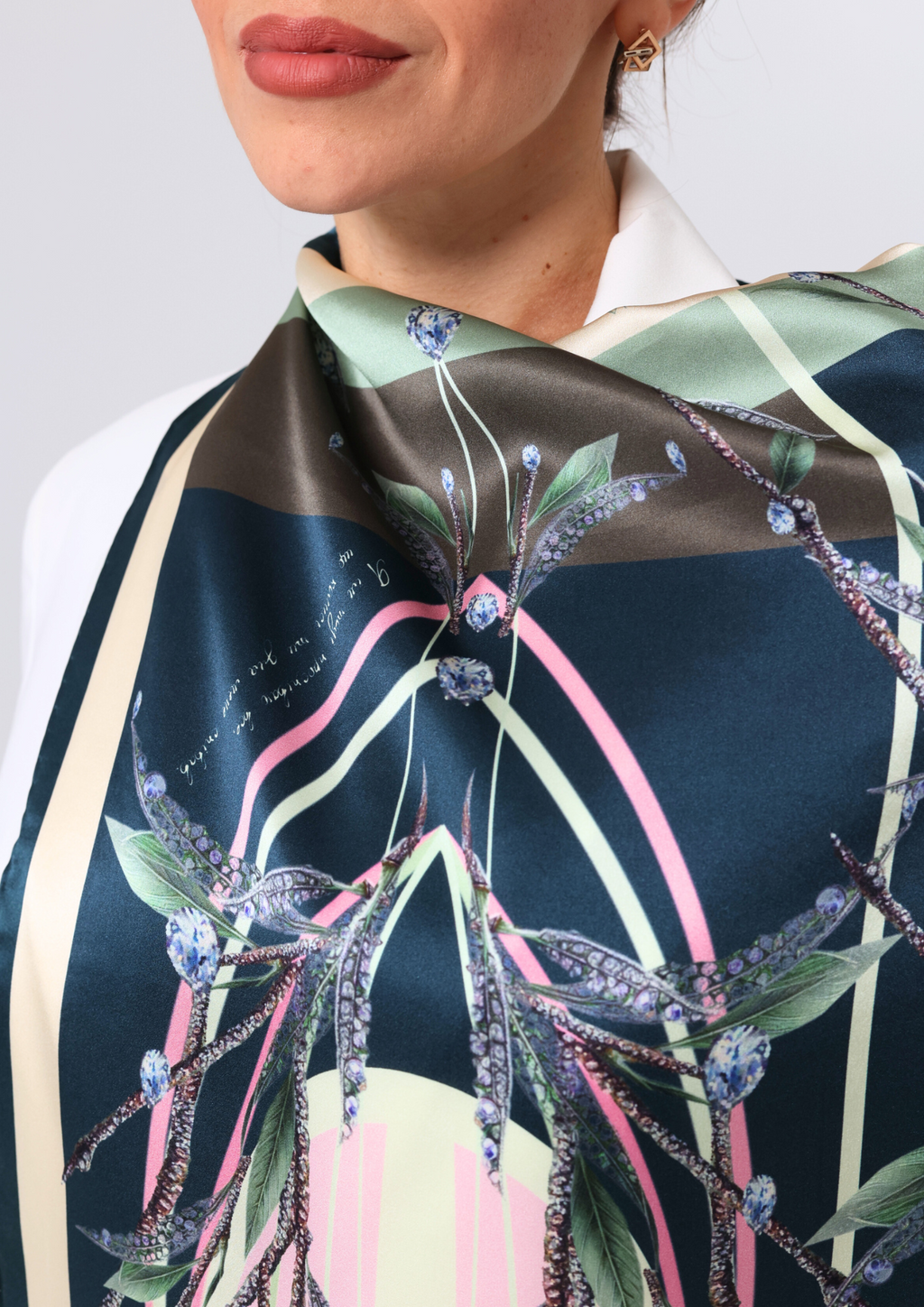 Шовкова хустина -  Лісова пісня