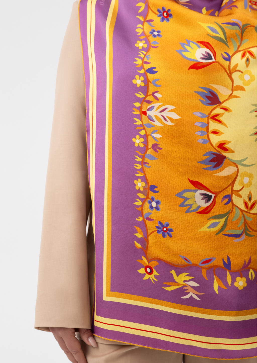 Seidenschal - ukrainischer schwarzer Weizen