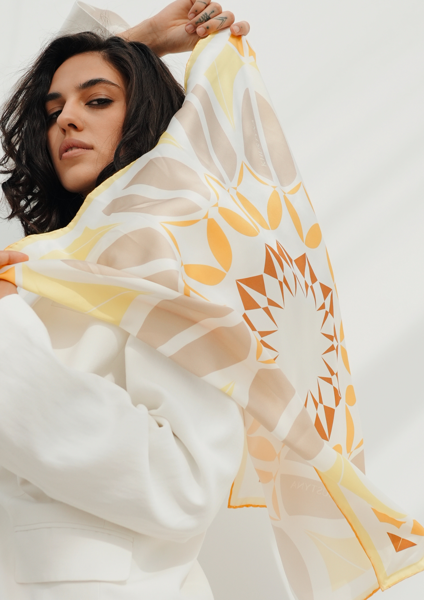 Шовкова хустина -  Solar Kaleidoscope