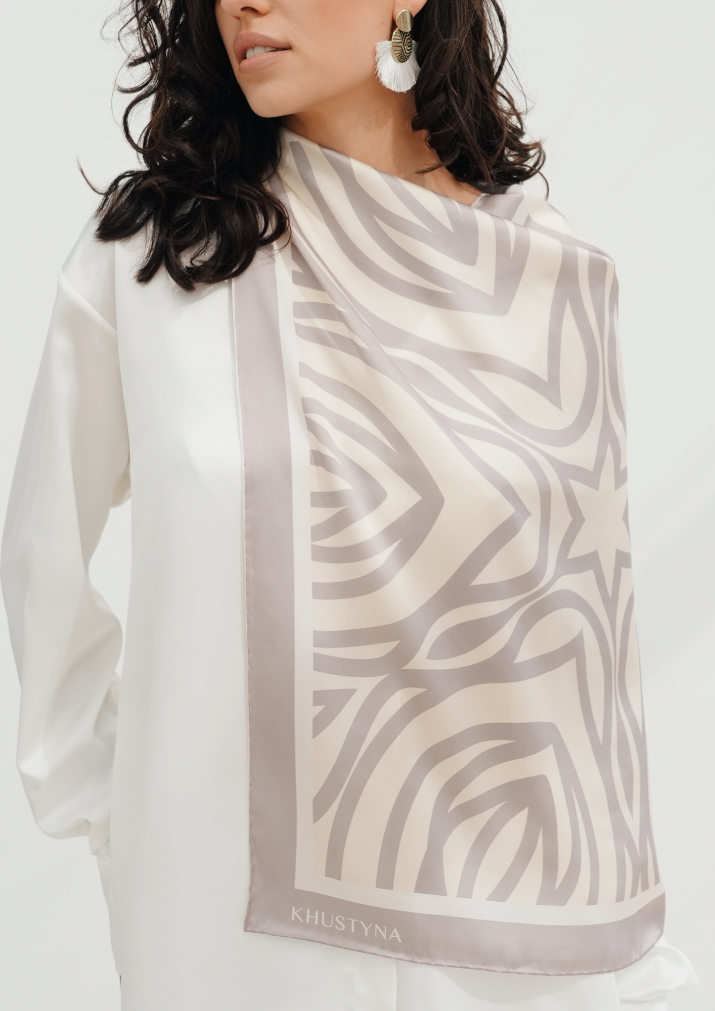 Шовкова хустина -  Pearl