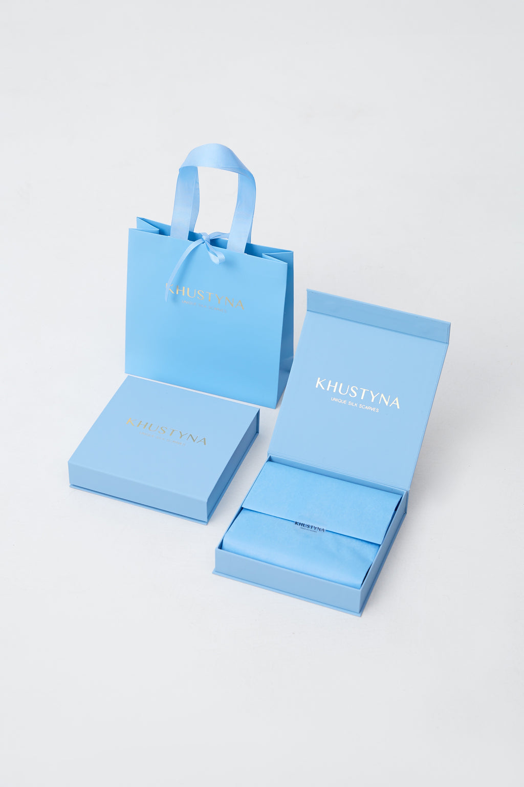 Шовкова хустина -  Лілея