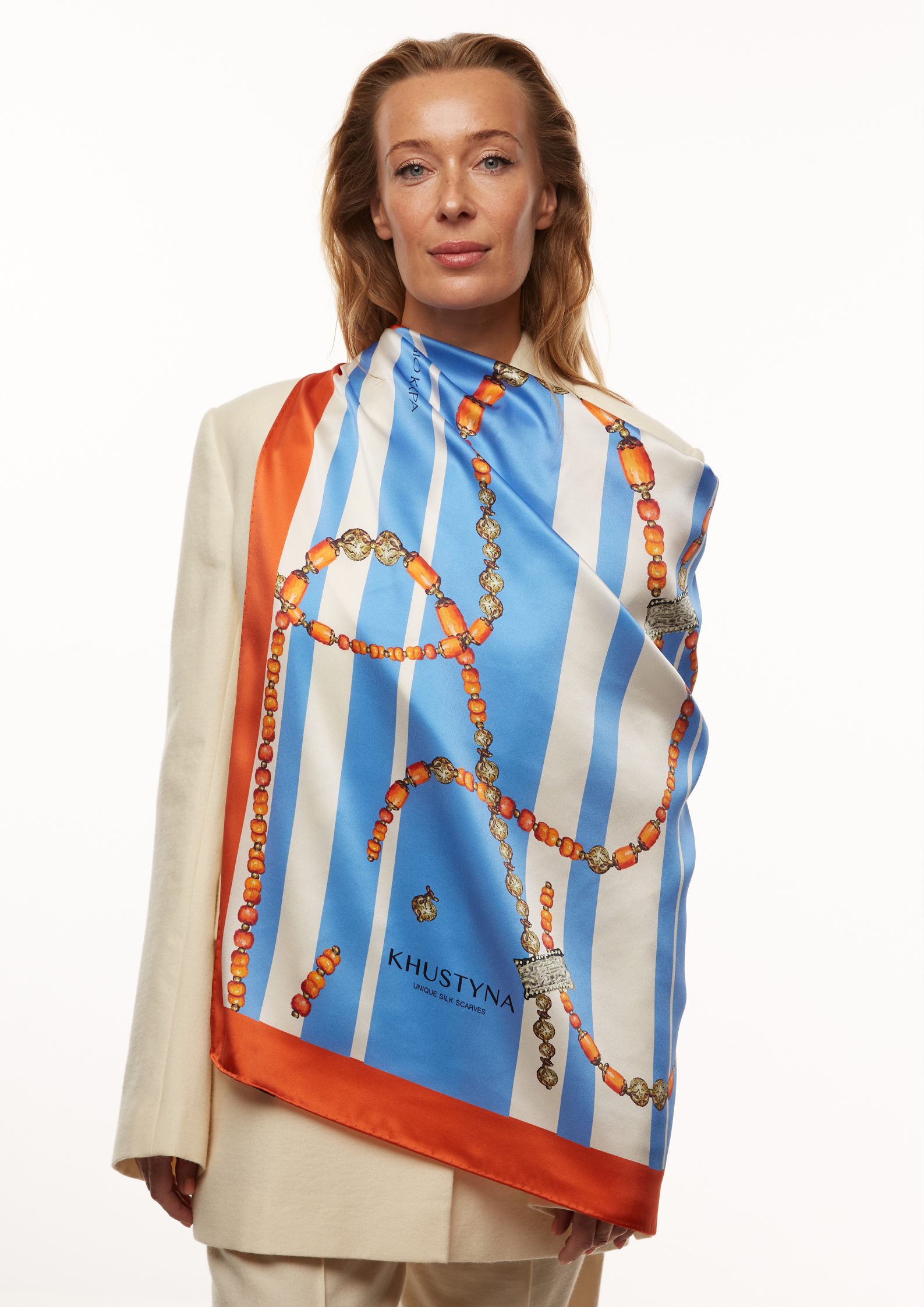 Шовкова хустина - Ukrainian rowan beads