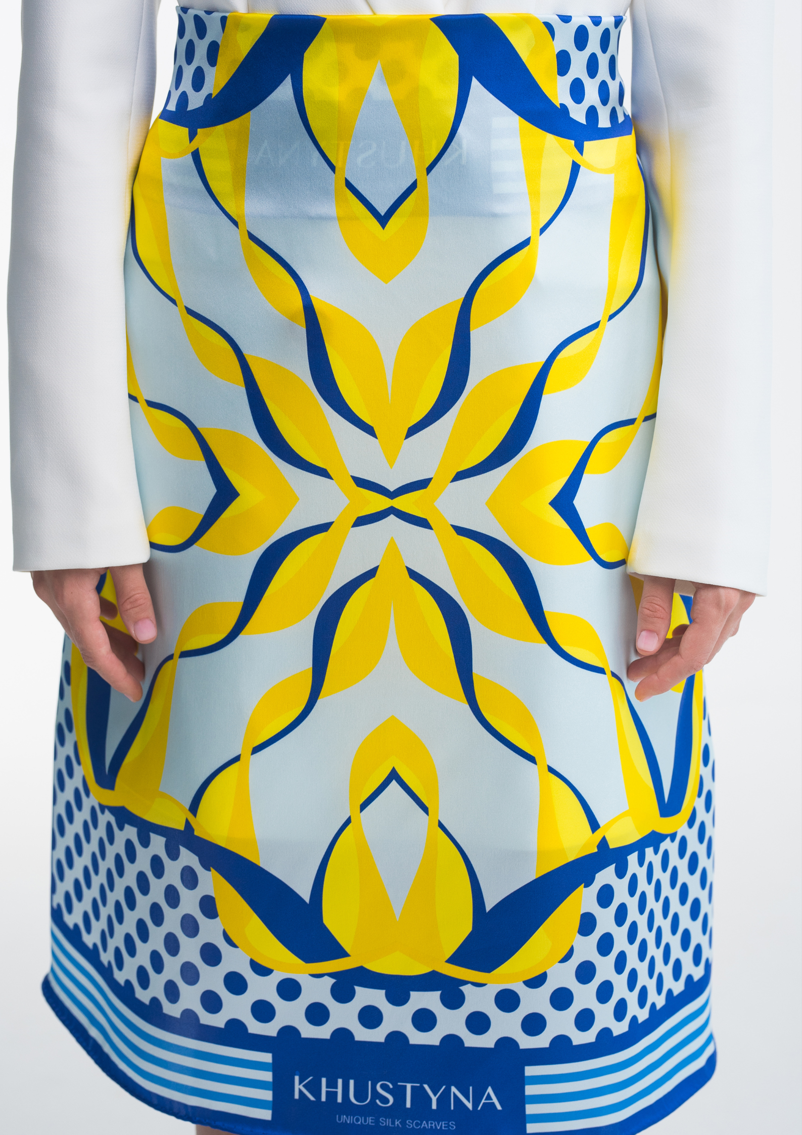 Шовкова хустина - Ukrainian bumblebee blue